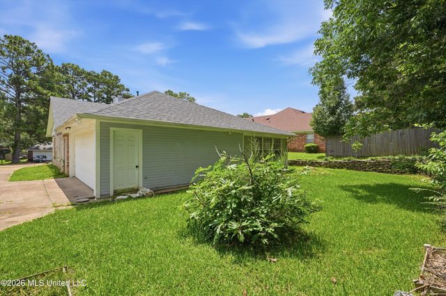 339 Barfield Drive, Byram, MS 39272