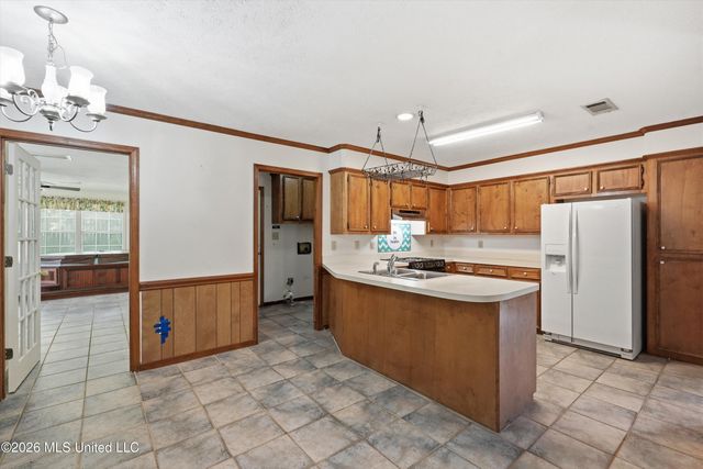 339 Barfield Drive, Byram, MS 39272