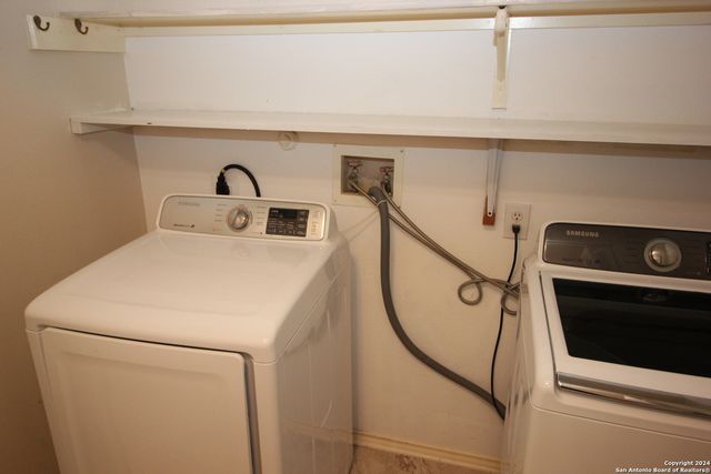 15247 KAMARY LN, San Antonio, TX 78247