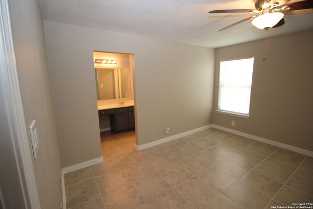 15247 KAMARY LN, San Antonio, TX 78247