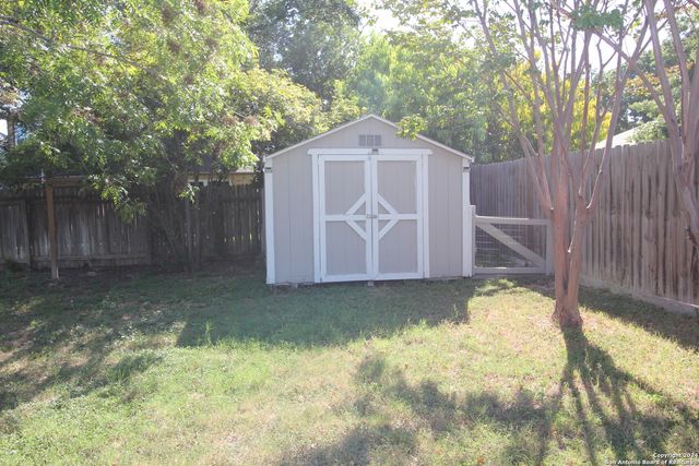 15247 KAMARY LN, San Antonio, TX 78247