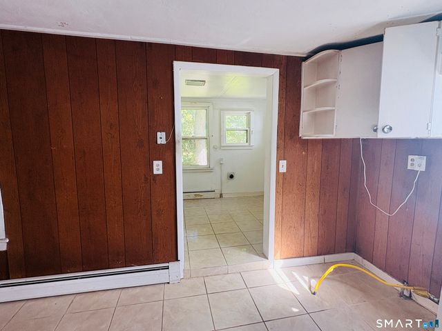 72 Chestnut Street, Bethel, CT 06801