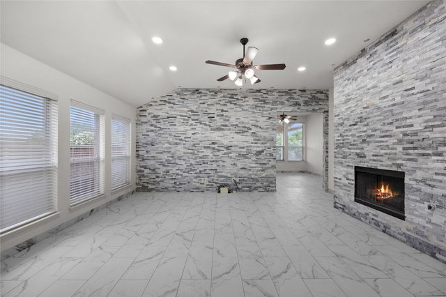 8961 Riscky Trail, Fort Worth, TX 76244
