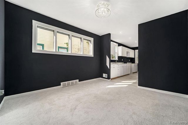 9241 Steel Street, Detroit, MI 48228