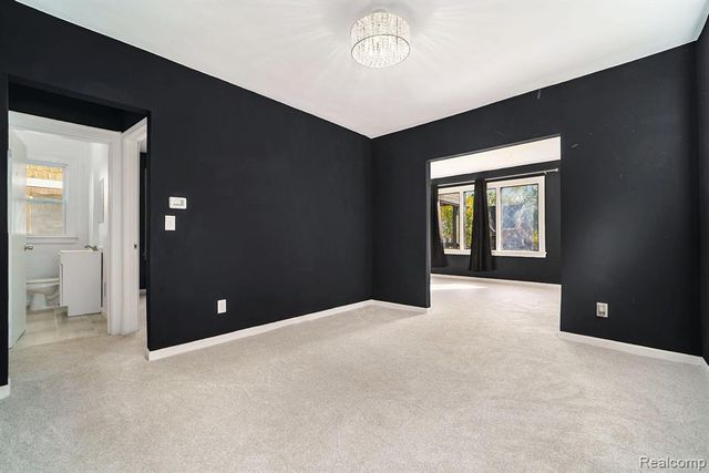 9241 Steel Street, Detroit, MI 48228