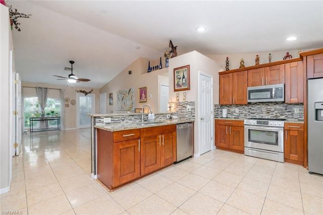 3043 SW 23rd PL, Cape Coral, FL 33914