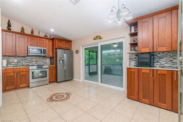 3043 SW 23rd PL, Cape Coral, FL 33914