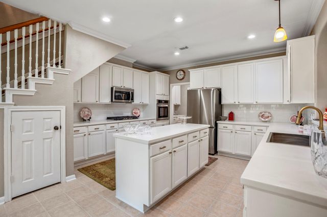 9515 Sotherloch Lake Drive, Spring, TX 77379