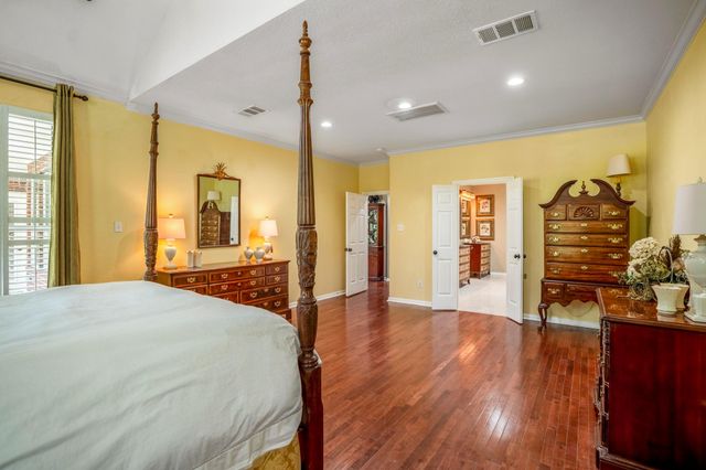 9515 Sotherloch Lake Drive, Spring, TX 77379