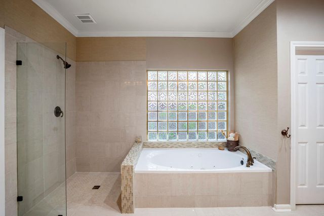 9515 Sotherloch Lake Drive, Spring, TX 77379