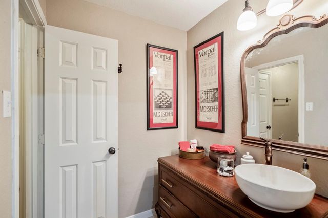 9515 Sotherloch Lake Drive, Spring, TX 77379