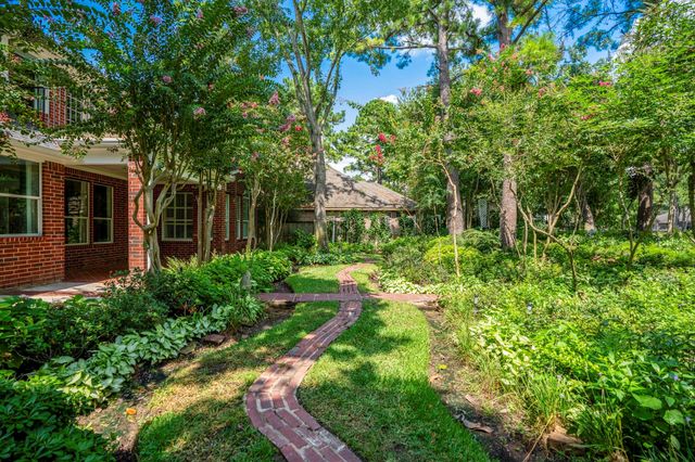 9515 Sotherloch Lake Drive, Spring, TX 77379