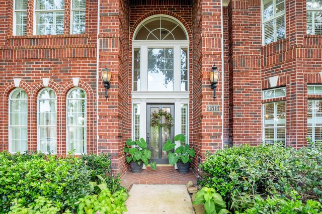 9515 Sotherloch Lake Drive, Spring, TX 77379