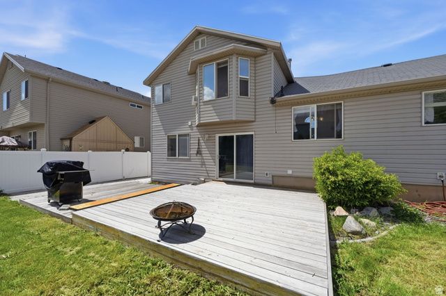 1901 S 650 E, Clearfield, UT 84015