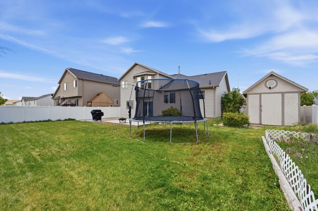 1901 S 650 E, Clearfield, UT 84015