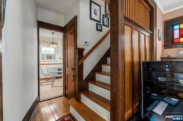 217 Mountain Way, Rutherford, NJ 07070