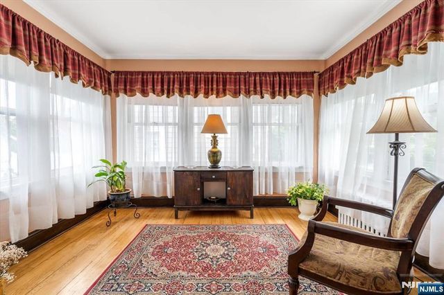 217 Mountain Way, Rutherford, NJ 07070