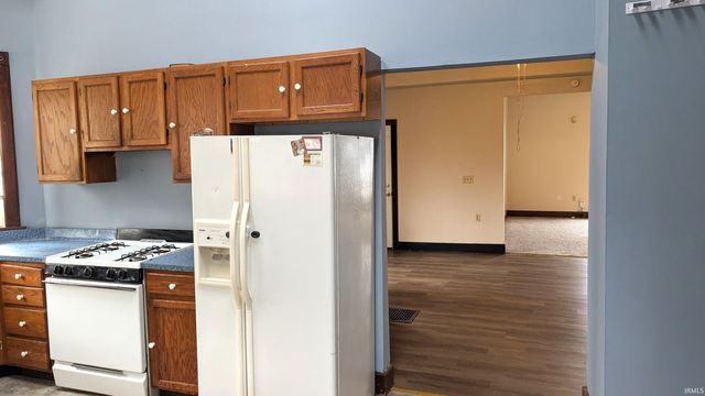 1608 S Washington Street, Marion, IN 46953