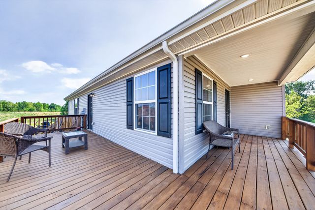 144 Liberty Rd, Sparta, TN 38583