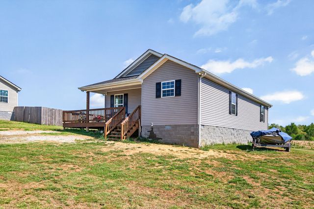 144 Liberty Rd, Sparta, TN 38583