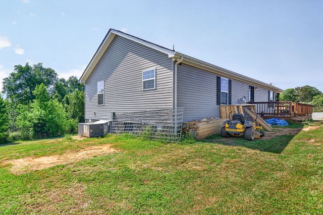 144 Liberty Rd, Sparta, TN 38583