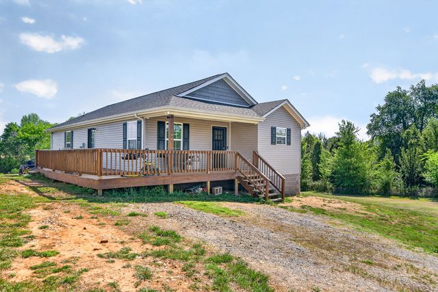 144 Liberty Rd, Sparta, TN 38583