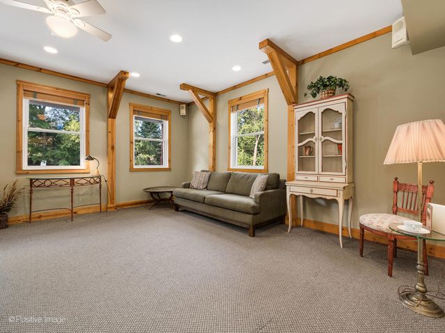 1125 N Delany Road, Gurnee, IL 60031