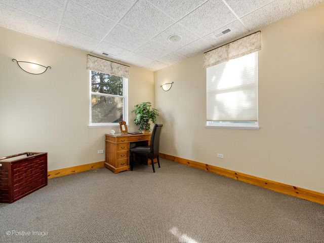 1125 N Delany Road, Gurnee, IL 60031