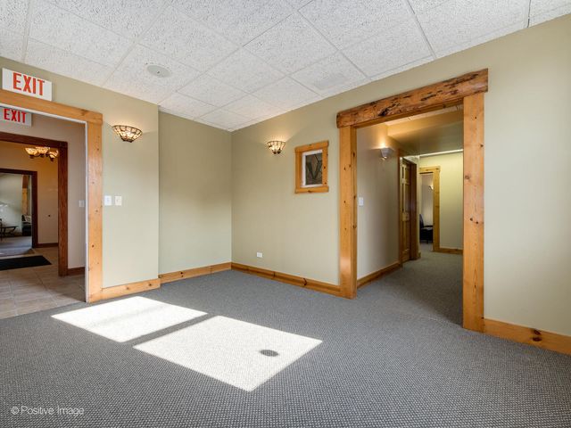 1125 N Delany Road, Gurnee, IL 60031