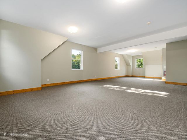 1125 N Delany Road, Gurnee, IL 60031