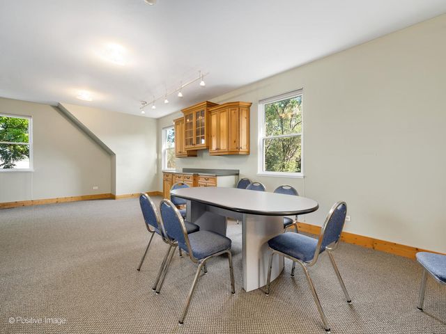 1125 N Delany Road, Gurnee, IL 60031
