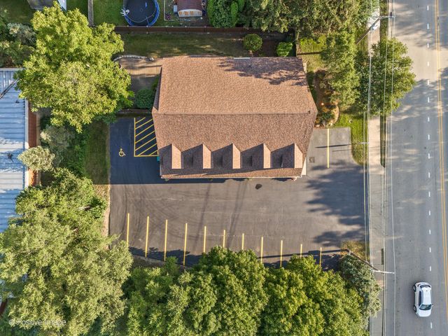 1125 N Delany Road, Gurnee, IL 60031
