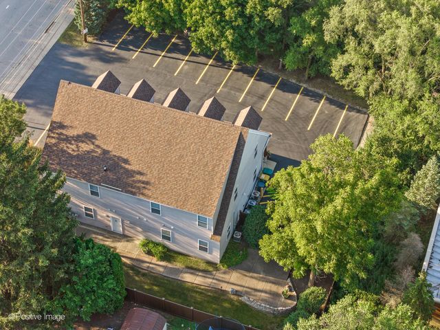 1125 N Delany Road, Gurnee, IL 60031