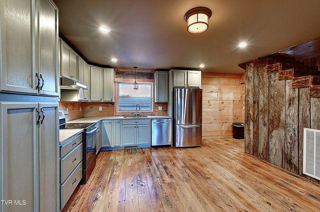 3822 South Highway 81, Jonesborough, TN 37659