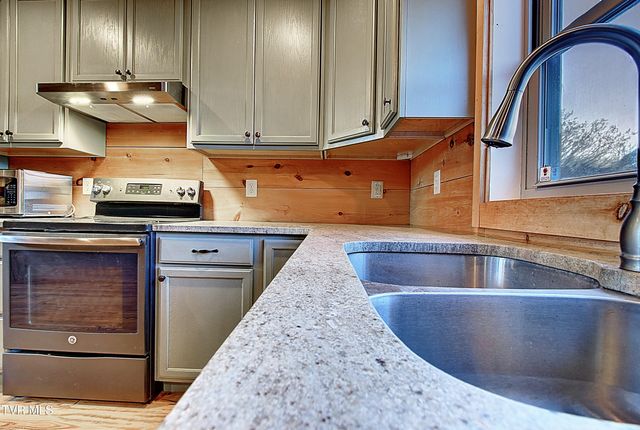 3822 South Highway 81, Jonesborough, TN 37659