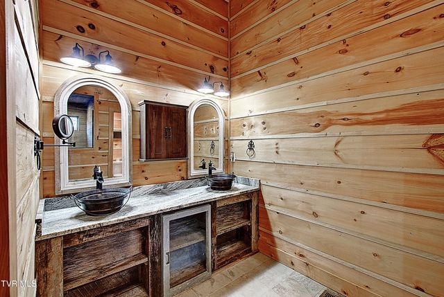 3822 South Highway 81, Jonesborough, TN 37659