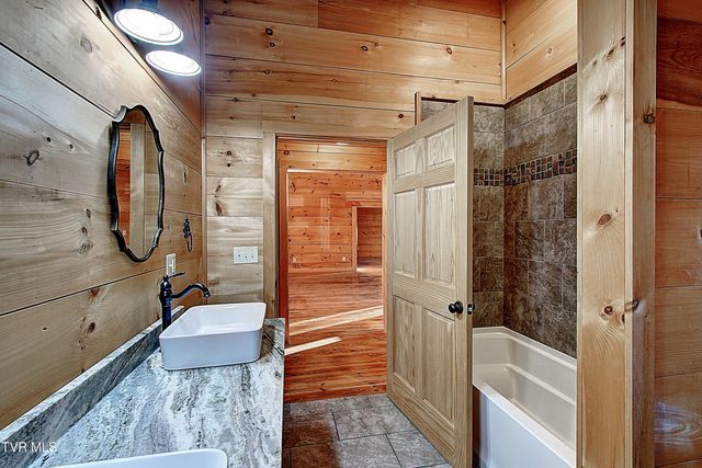 3822 South Highway 81, Jonesborough, TN 37659