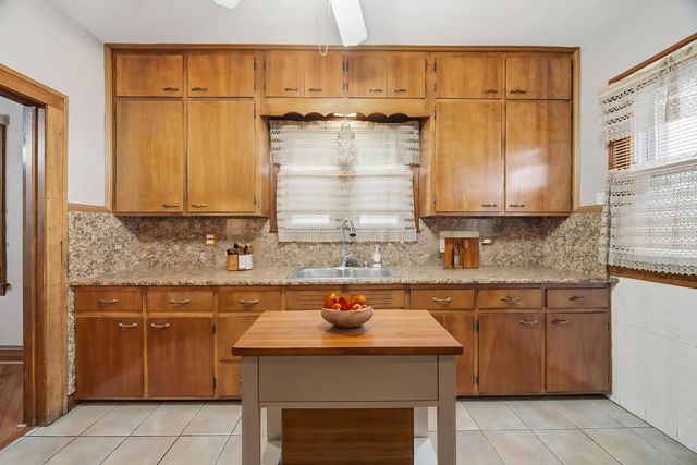 12506 Elm Street, Blue Island, IL 60406