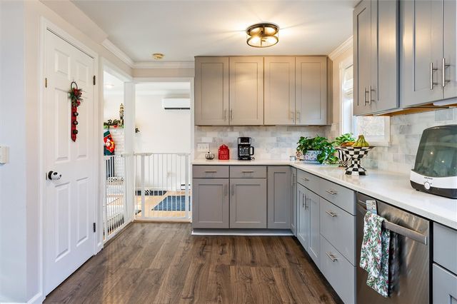 16 Mount Vernon Circle, Perinton, NY 14450