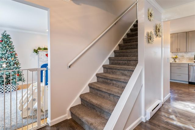 16 Mount Vernon Circle, Perinton, NY 14450