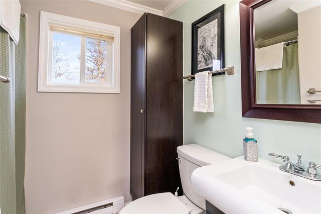 16 Mount Vernon Circle, Perinton, NY 14450