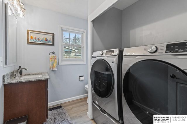 2305 Royal Wood Drive, Omaha, NE 68144