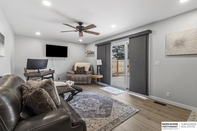 2305 Royal Wood Drive, Omaha, NE 68144