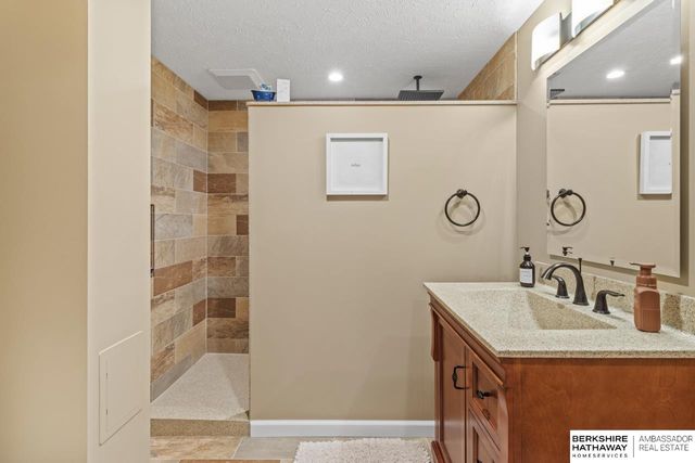 2305 Royal Wood Drive, Omaha, NE 68144