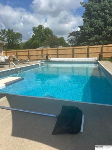 2305 Royal Wood Drive, Omaha, NE 68144