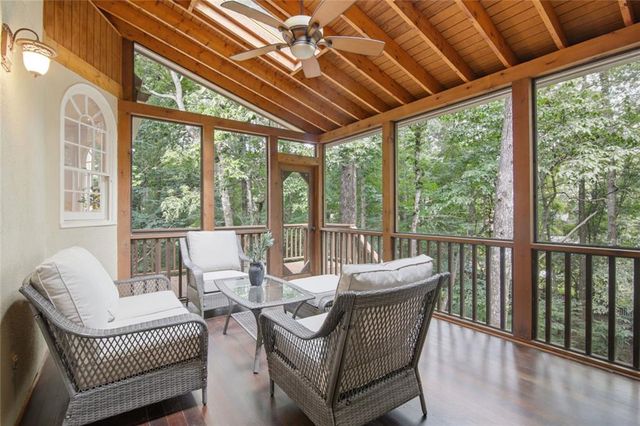 10670 Kingsmark Trail, Alpharetta, GA 30022