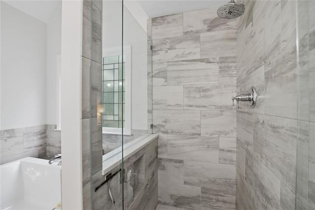 10670 Kingsmark Trail, Alpharetta, GA 30022