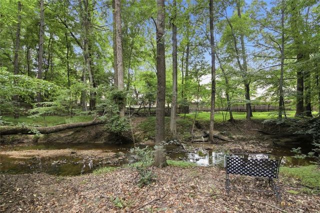 10670 Kingsmark Trail, Alpharetta, GA 30022