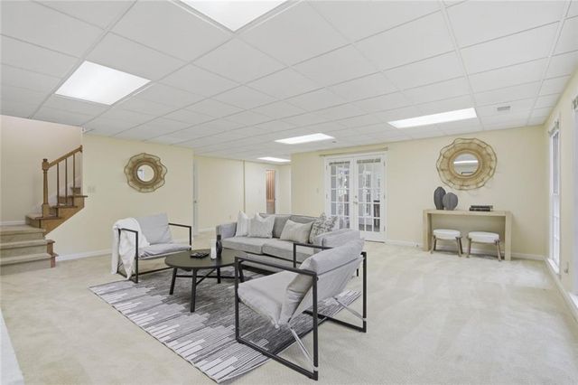 10670 Kingsmark Trail, Alpharetta, GA 30022