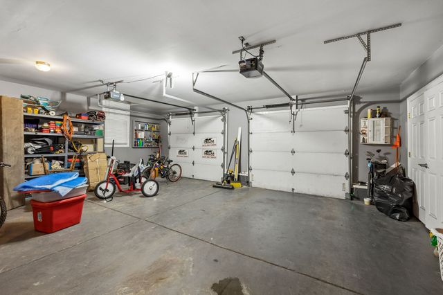 1003 Goldfinch Ct, Kingston Springs, TN 37082